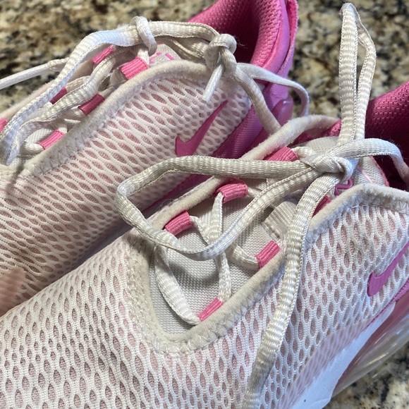 Nike Air Max 270 Pink and White Sneakers Girls size 13 - Picture 3 of 10